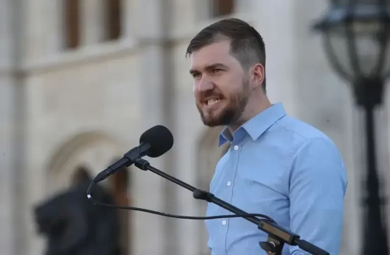 Eddig is tudtuk, hogy a Momentum tele van idiótákkal…