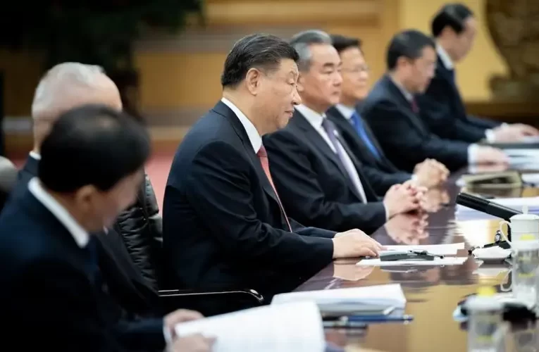 Hszi Csin-ping: új lendületet adhat a világgazdaságnak az Egy övezet, egy út kezdeményezés