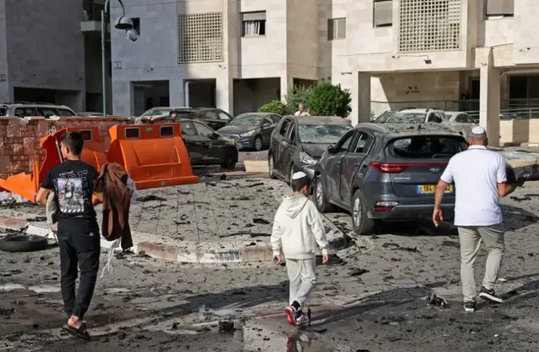 Válogatás nélkül gyilkolják a terroristák az izraeli civileket (videóval)