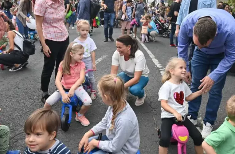 Stoffán György: Ami hiányzik a gyermeket, az ifjúságot és a családokat védő politikai programokból