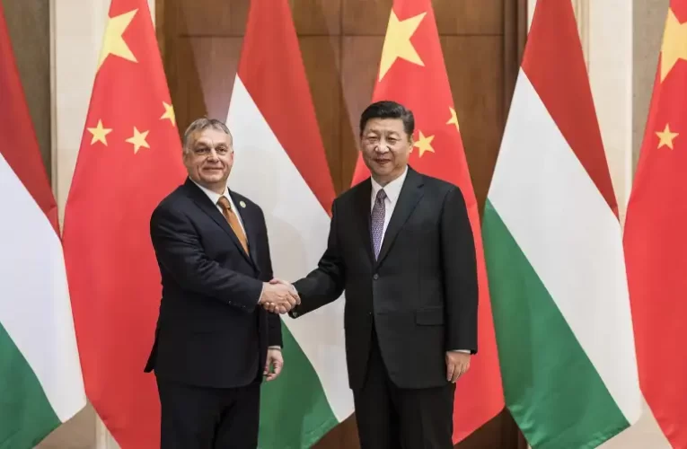 Kínában tárgyal Orbán Viktor