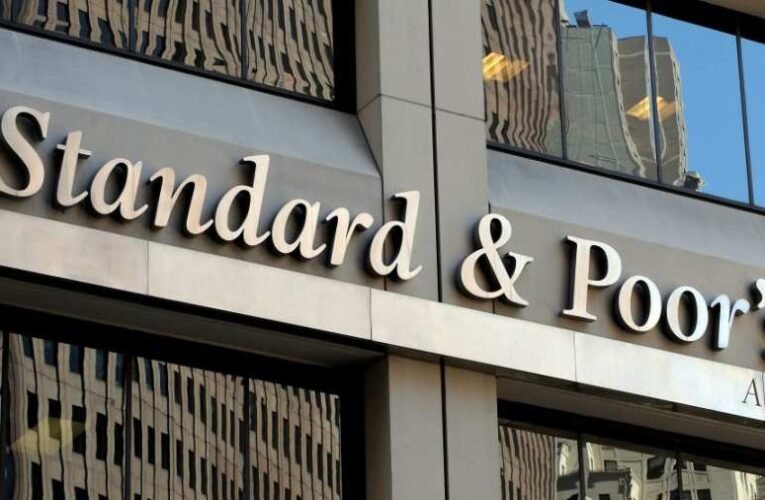 Standard & Poor’s: A recesszió fele sodródik az eurózóna gazdasága