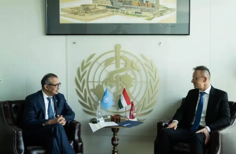 Szijjártó Péter: hamarosan Budapestre látogat a WHO vezérigazgatója
