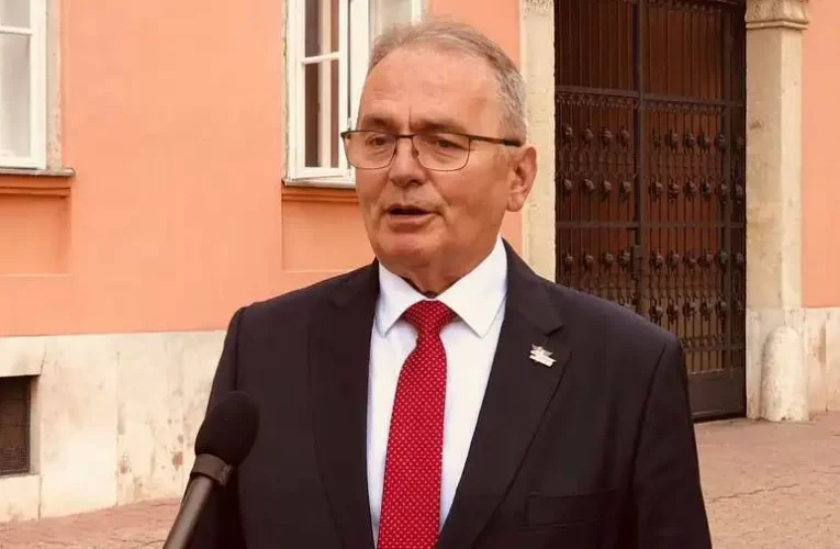 Thürmer Gyula: Egy szavukat se higgyék el Gyurcsányéknak