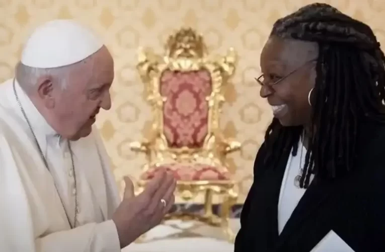 Papa és papáca – fehér ruhás fehér és fekete ruhás fekete