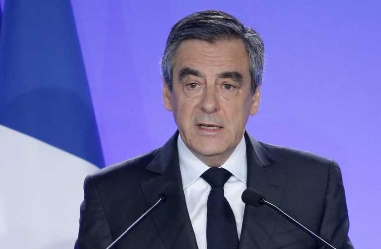 Volt francia miniszterelnök: A nemek tagadásáról folytatott abszurd vitáink közben elfelejtettük a lényeget, a radikális iszlamizmus folyamatos előretörését