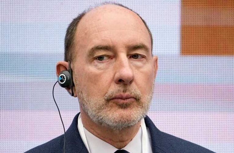 Charles de Gaulle unokája orosz állampolgárságért folyamodik