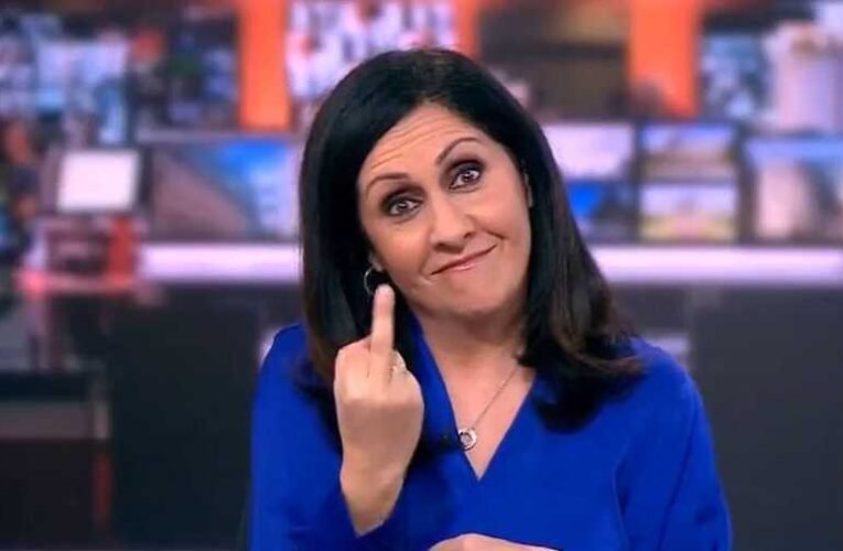 Élő adásban mutatott be a kamerának a BBC hírolvasója – buta viccként magyarázta az esetet (videó)