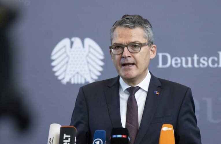 Ezért fontos az EU-s és német hiénáknak a háború folytatása Ukrajnában