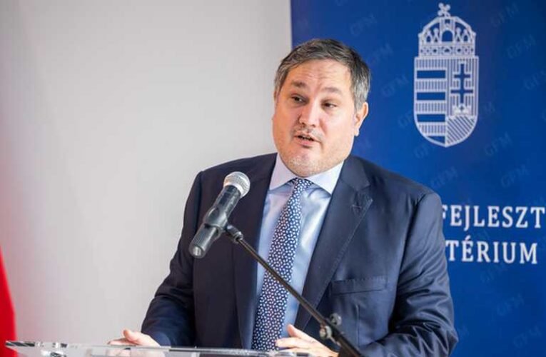 Nagy Márton bejelentette, mikor vezethetik be a 14. havi nyugdíjat