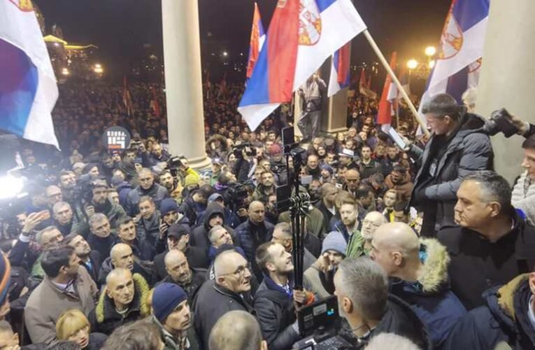 A szerb kormányfő megköszönte az orosz titkosszolgálatok figyelmeztetését