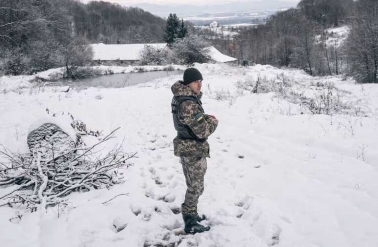 Washington Post: Ukrajnának alig maradt hivatásos katonája, és a sorkatonák nem akarnak harcolni