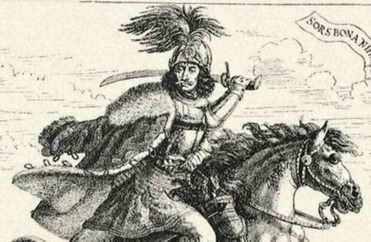 Petőfi után Zrínyi nevét is száműzte a honvédelmi miniszter