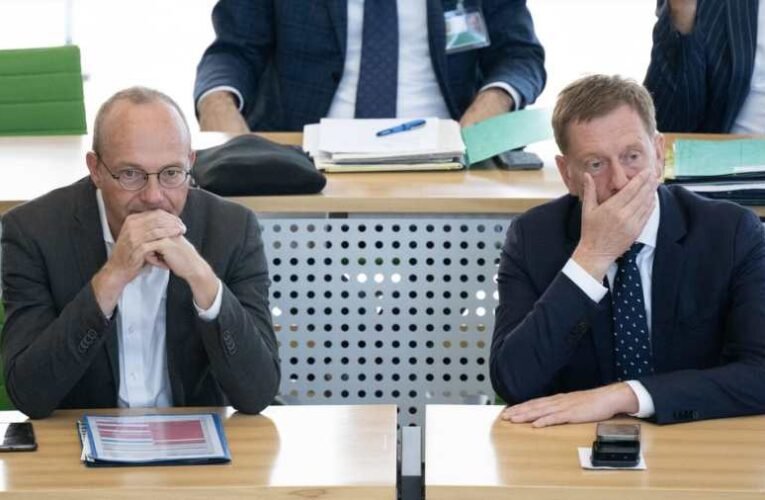 Szászországban 37 százalékon az AfD, az SPD és az FDP egyelőre kieső helyen