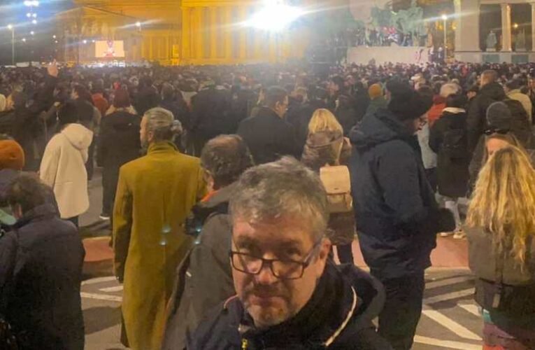 Hemzsegtek a baloldali politikusok a pénteki civil tüntetésen
