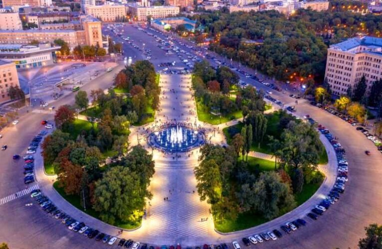 Ukrajna zuhanása: Beszakadtak a lakásárak Harkovban, szabadulnak az ingatlanoktól a helyiek