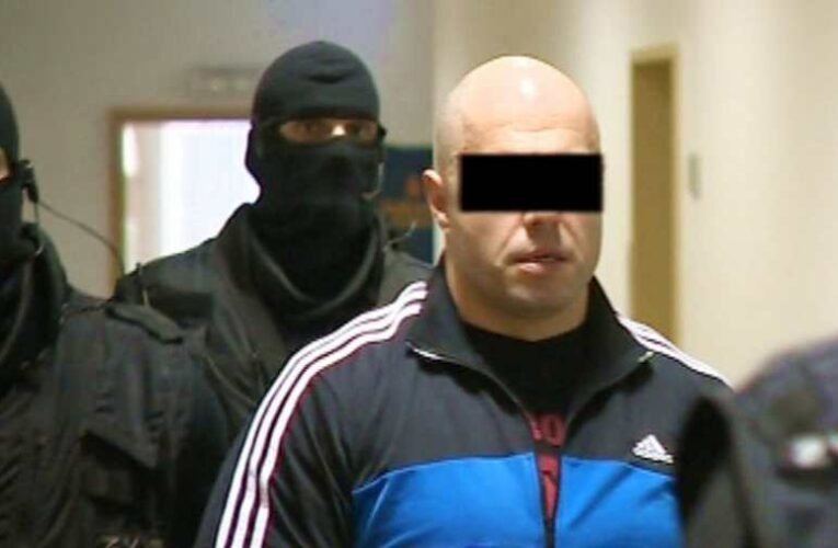 Hatalmas alvilági fegyverarzenálra bukkant a rendőrség