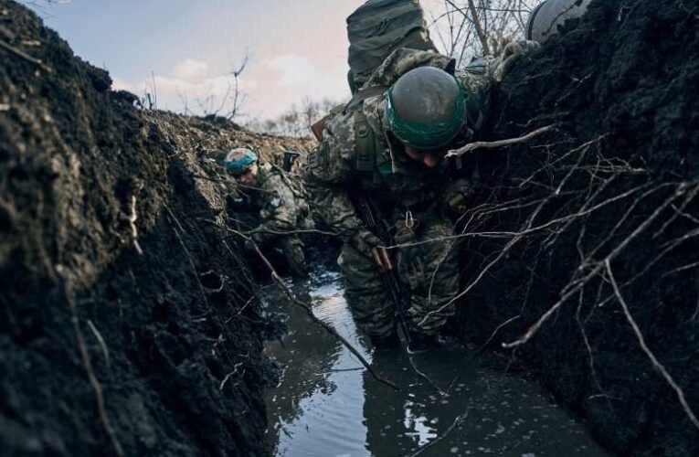 Amerikai katonai szakértő: Ha így megy tovább, Ukrajna a nyár végére nehezen tudja majd tartani a frontot