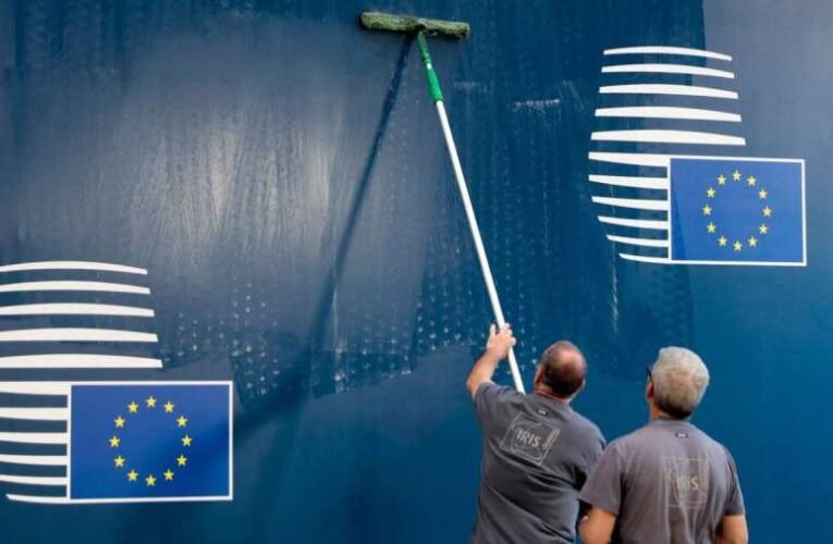 Zsarolás árnyékában indul az uniós csúcstalálkozó