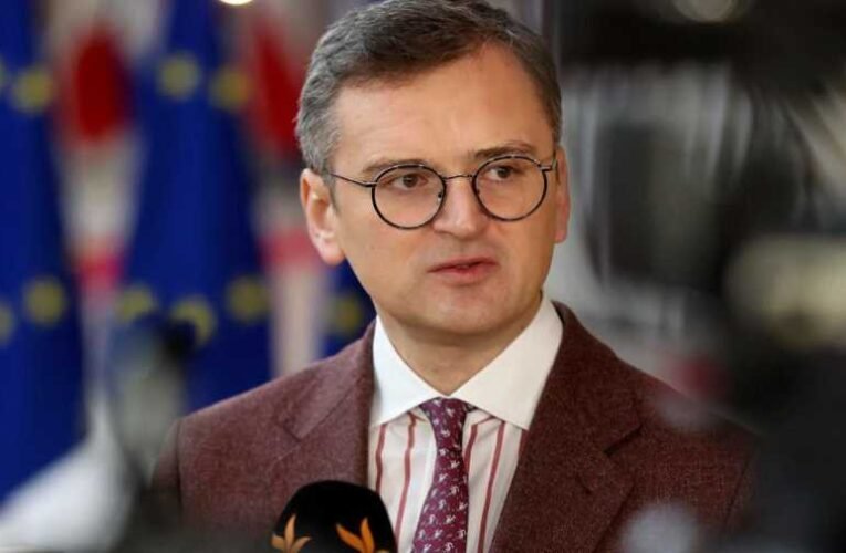 A volt ukrán külügyminiszter potenciális „belső összeomlásra” figyelmeztet