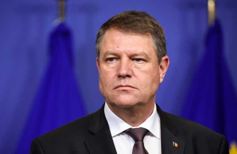 NATO: Magyarország Klaus Johannist támogathatja Mark Rutte ellenében