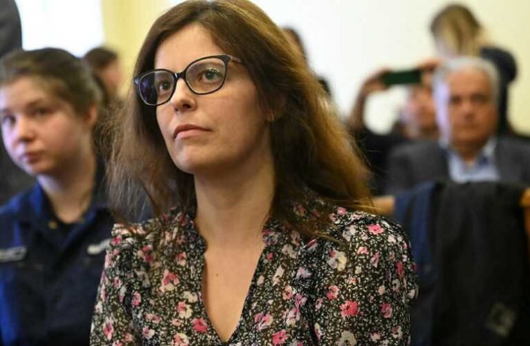 Olaszországban megkezdődött Ilaria Salis választási kampánya a baloldal színeiben