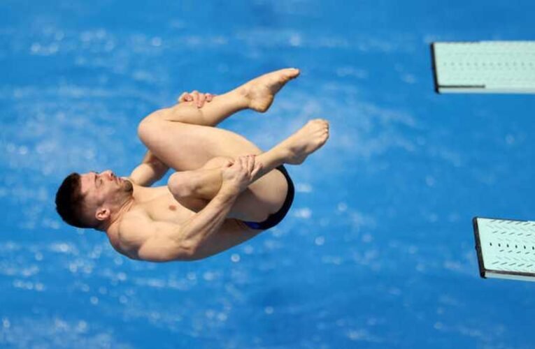 Kacagott a publikum, blamázs az olimpiai uszoda megnyitóján Macron elnök szeme láttára (videó)