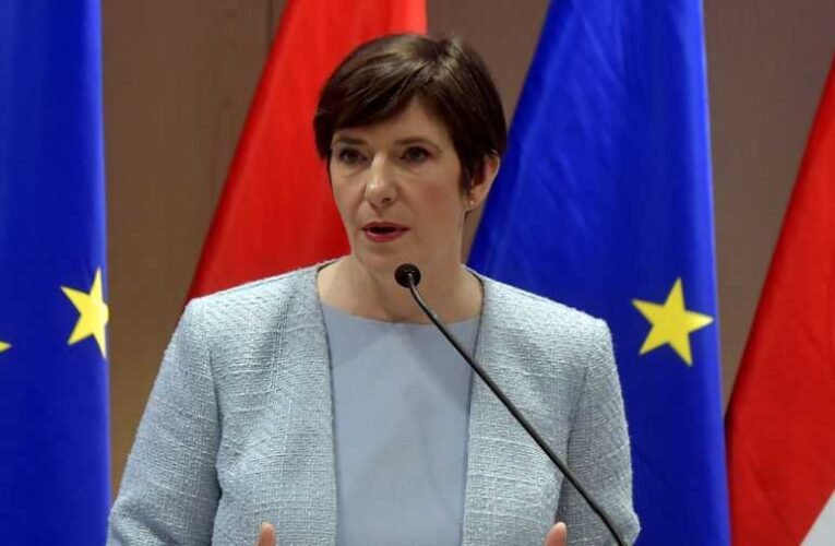 Kocsis Máté: Dobrev Klára eljutott a gödör aljára