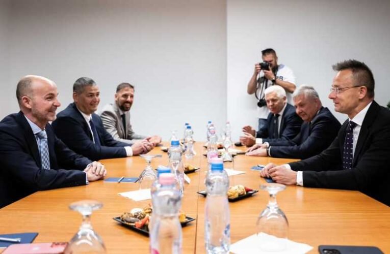 Szijjártó Péter: Magyarország az üzleti szolgáltatási szektor zászlóshajójává vált Közép-Európában