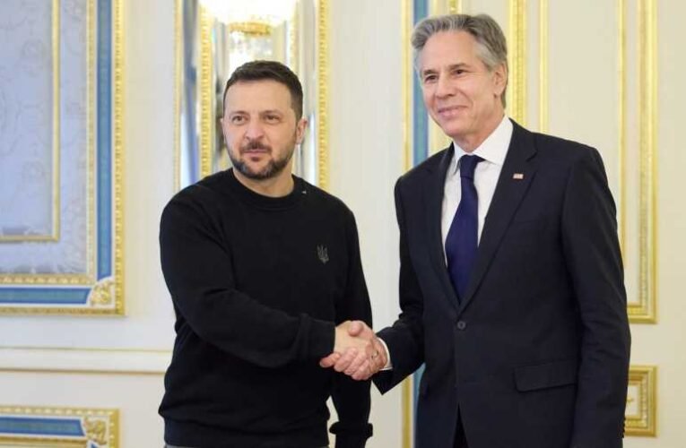 Ukrajna győzelemhez segítéséről beszélt Antony Blinken Kijevben