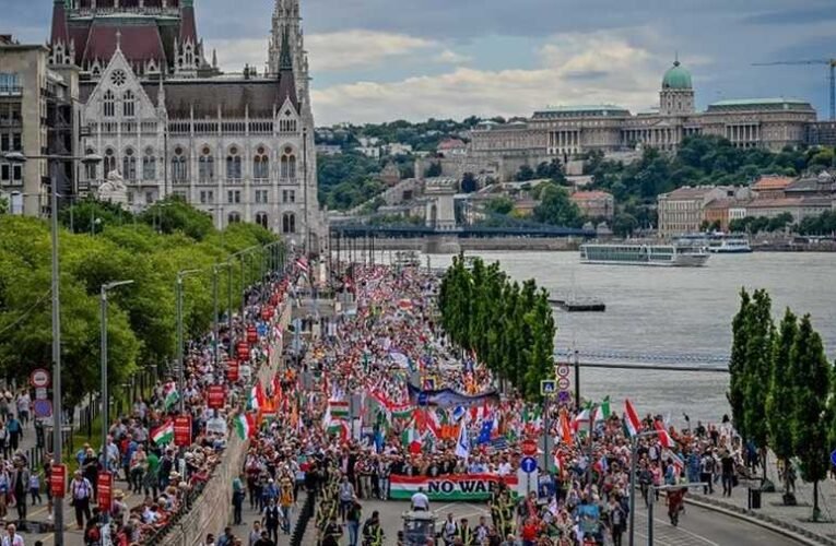 Így számol be a Russia Today a Békemenetről