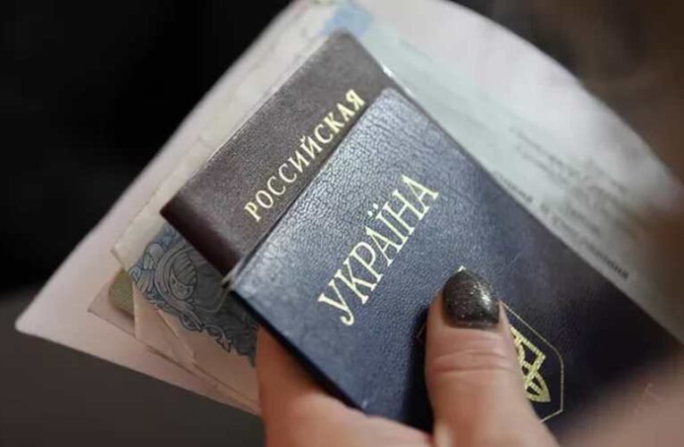 Oroszországba menekülnek ukránok ezrei