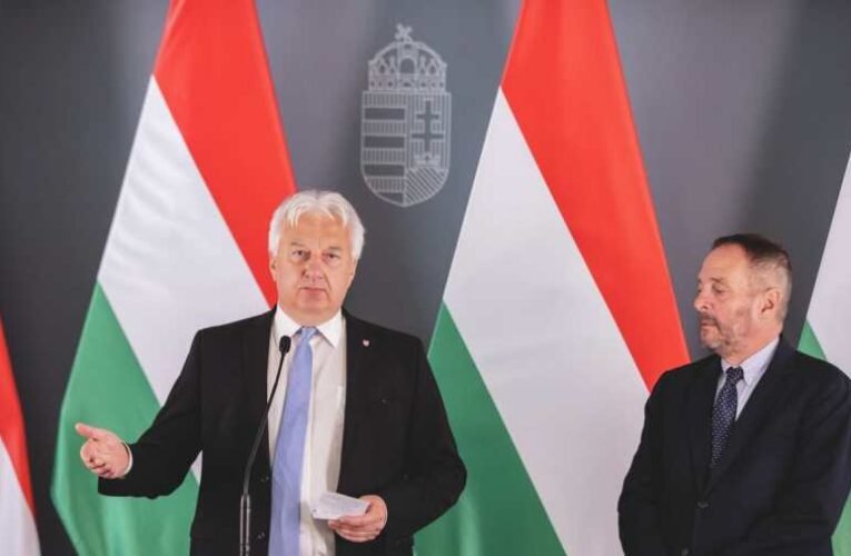 Kilép a KDNP az Európai Néppártból