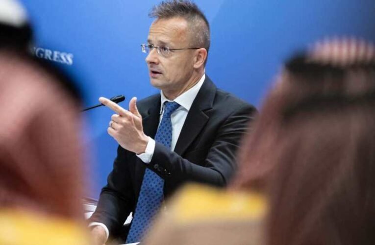 Szijjártó Péter: Magyarország külügyminiszteri szinten részt vesz a svájci Ukrajna-békecsúcson