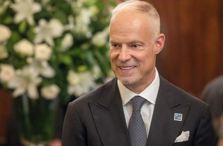 Washingtonból üzent haza a honvédelmi miniszter: ezt az alkut kötötte Magyarország a NATO-val