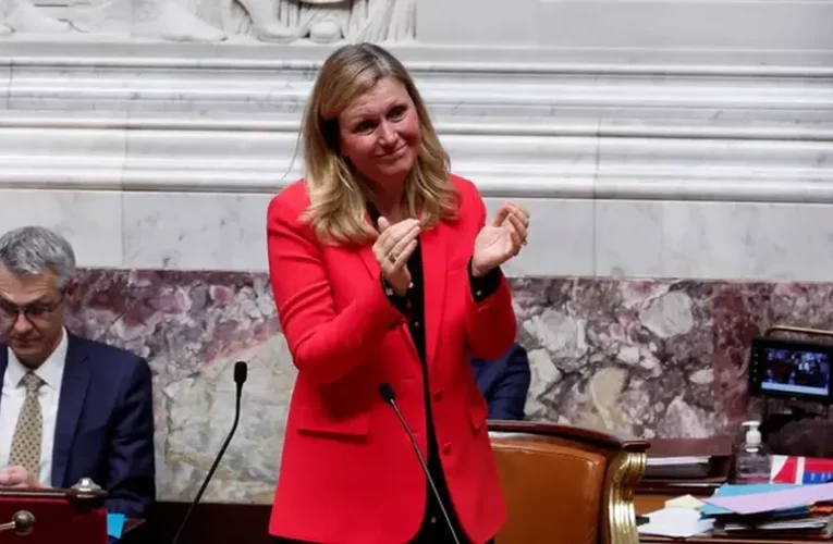 Újraválasztották a francia nemzetgyűlés Macron-párti elnökét