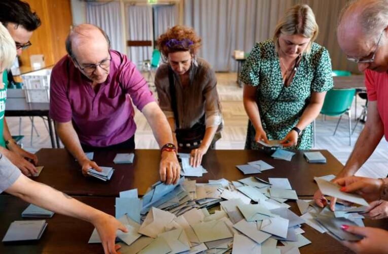 A baloldali koalíció vezet a francia választásokon