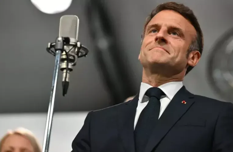 Moszkva szerint Macron katonai beavatkozásról álmodozik Ukrajnában