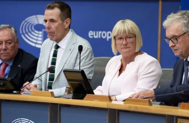 Történelmi jelentőségű a Patrióták Európáért-frakció megalakulása