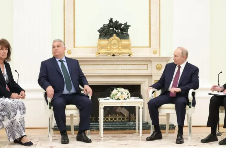 A Kreml tájékoztatást adott Vlagyimir Putyin és Orbán Viktor mai találkozójának részleteiről