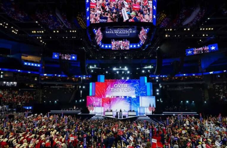 Hivatalosan is Donald Trump lett a republikánusok elnökjelöltje, megnevezte alelnökjelöltjét is