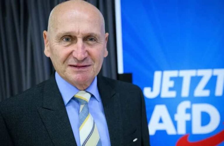 AfD-s politikusra támadt rá egy antifa-csoport (videó)