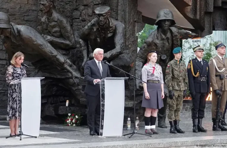 A német elnök bocsánatot kért Varsóban a második világháborús német bűntettekért