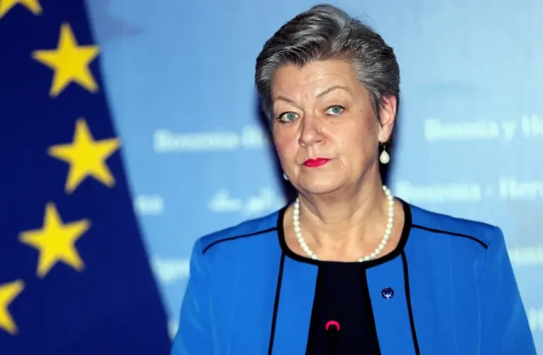 Brüsszel megint kötekszik, Pintér Sándor dörgedelmes levelet kapott