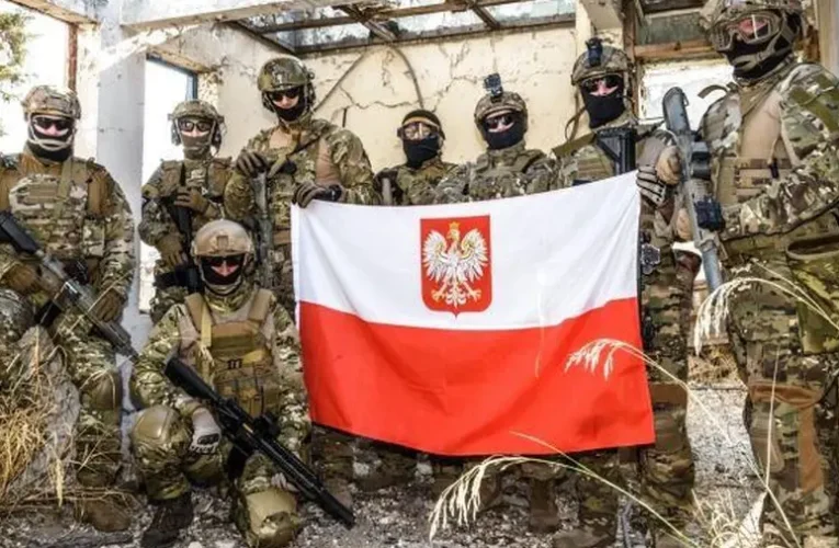 Lengyelország nem tudja, mennyi zsoldosa harcol Ukrajnában