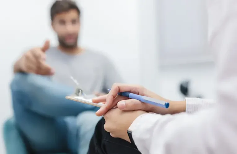 Nem vicc: Nagy-Britanniában ezt meg kell kérdezniük az orvosoknak a férfiaktól…