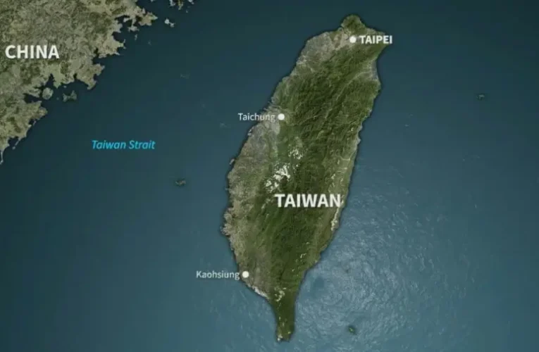 Provokáció: kanadai hadihajó haladt át a Tajvani-szoroson