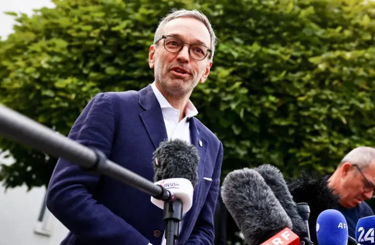 Exit poll: Az Osztrák Szabadságpárt győzött a parlamenti választáson