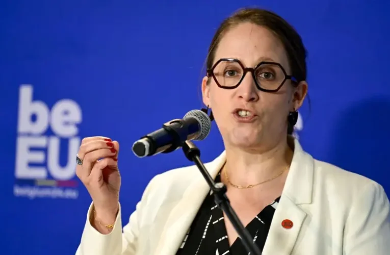 Nem kér a migrációból a brüsszeli migrációs államtitkár