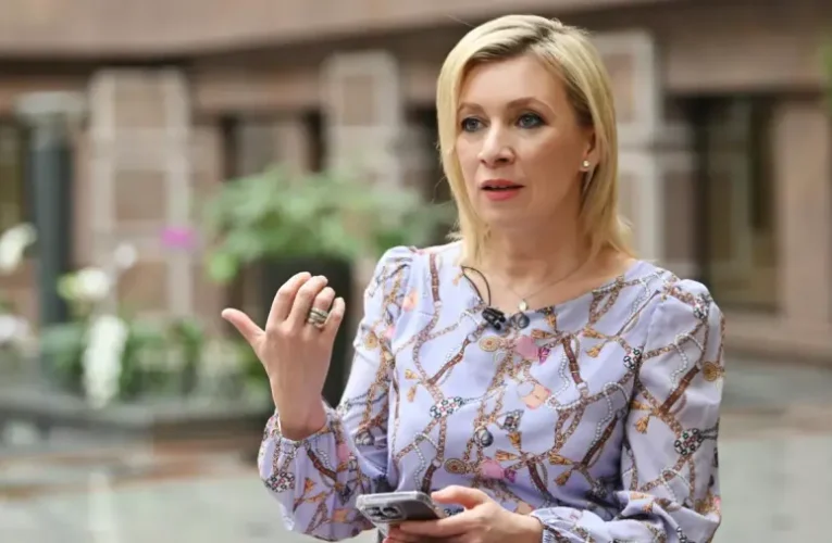 Zaharova kiállt Magyarország mellett, miközben az EU diktatúrájának kiépítéséről beszélt